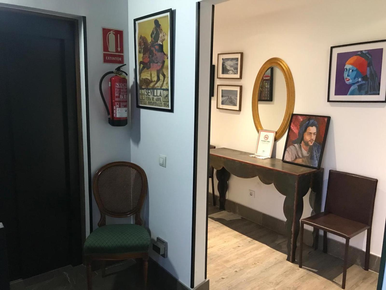 Bed and Breakfast Urban House Siurot 33 Sevilla Exterior foto