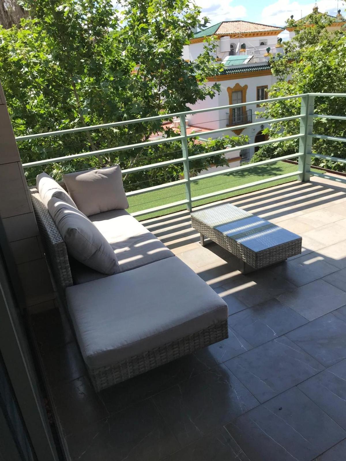 Bed and Breakfast Urban House Siurot 33 Sevilla Exterior foto